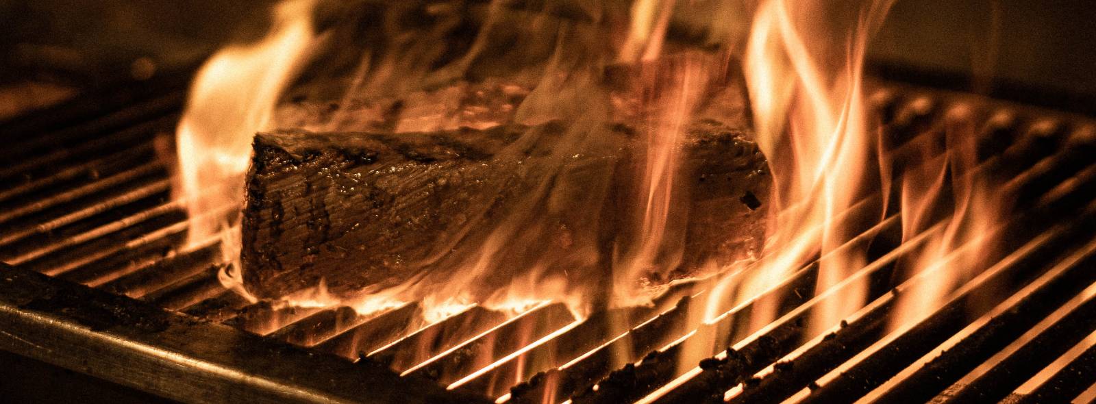 GRR LC APRIL 2022 FOOD STEAK GRILL 3 bu42qe